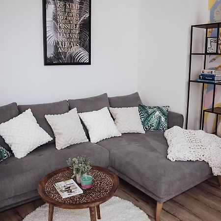 Cozy Dreams: Deluxe 2-Zimmer-Apartment -Kueche Nuremberg Extérieur photo