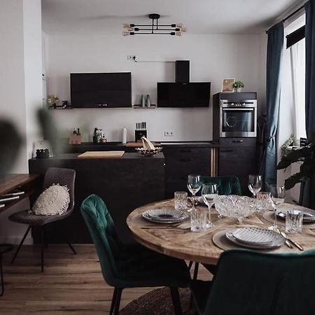 Cozy Dreams: Deluxe 2-Zimmer-Apartment -Kueche Nuremberg Extérieur photo