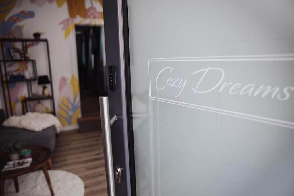 Cozy Dreams: Deluxe 2-Zimmer-Apartment -Kueche Nuremberg Extérieur photo