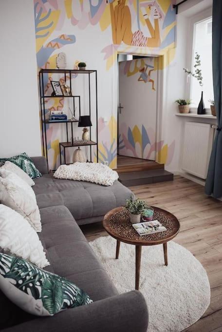 Cozy Dreams: Deluxe 2-Zimmer-Apartment -Kueche Nuremberg Extérieur photo